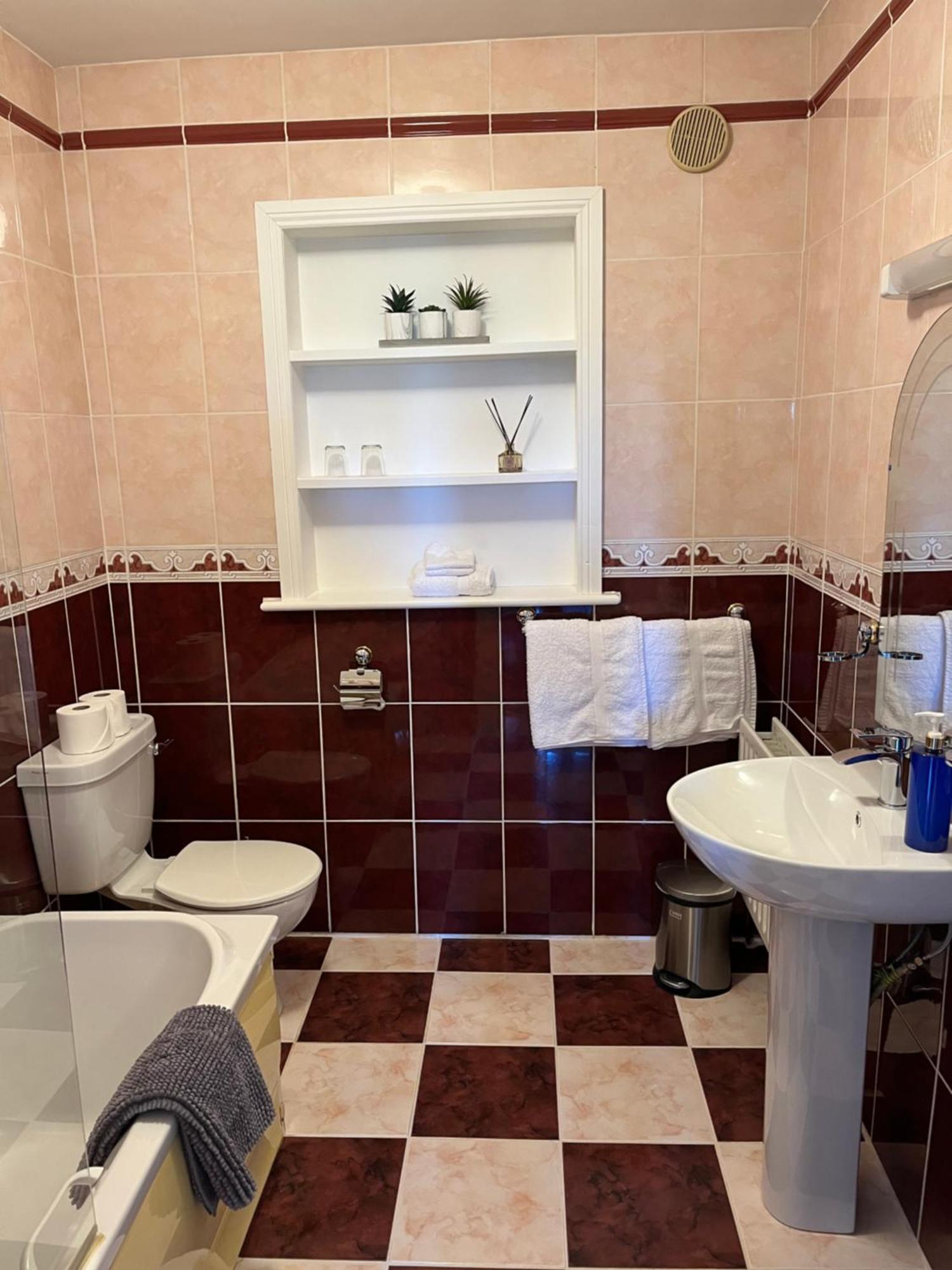 Knockaguilla House Bed & Breakfast 5*